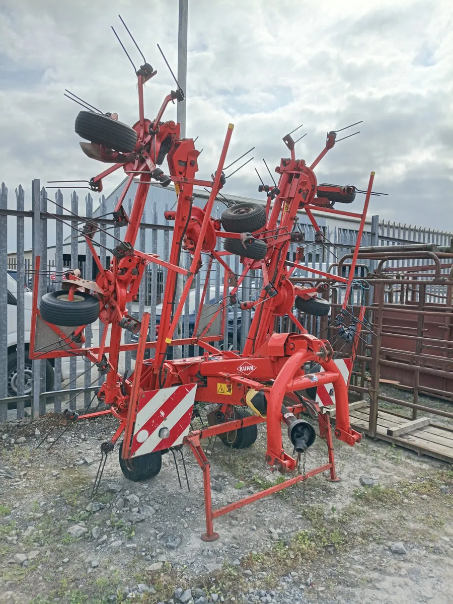Kuhn GF8501 tedder - Image 4