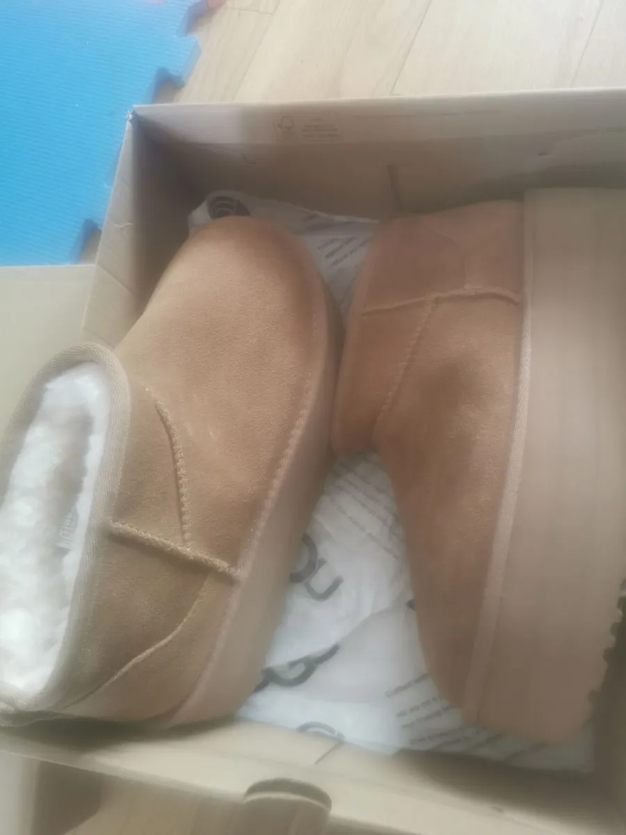 Uggs - Image 1