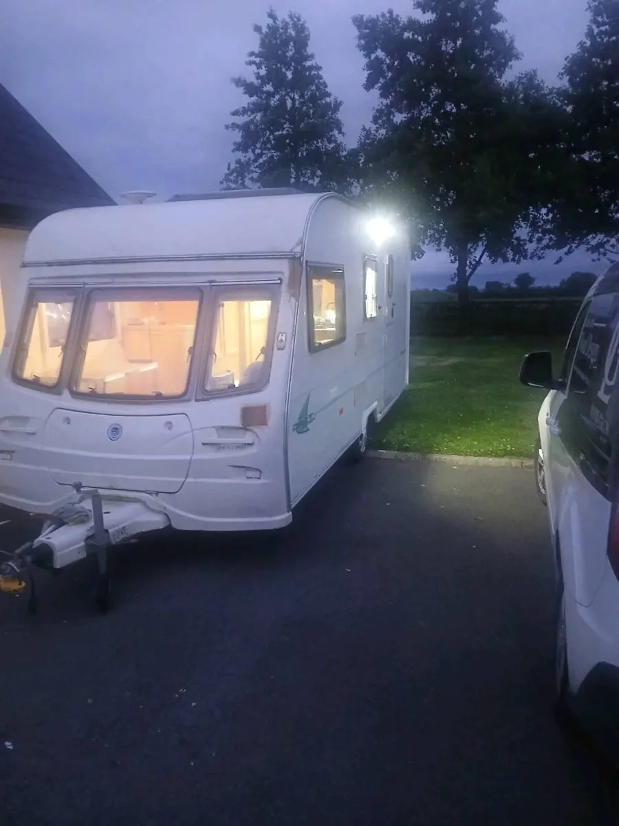 Caravan - Image 3