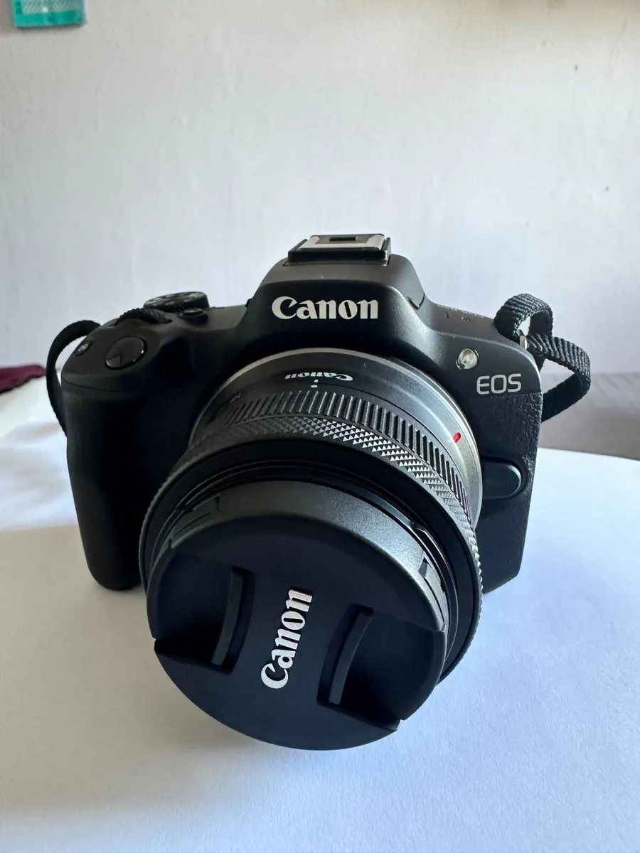Canon EOS R50+ RF-S 18-45mm & RF-S 55-210mm Lenses - Image 4