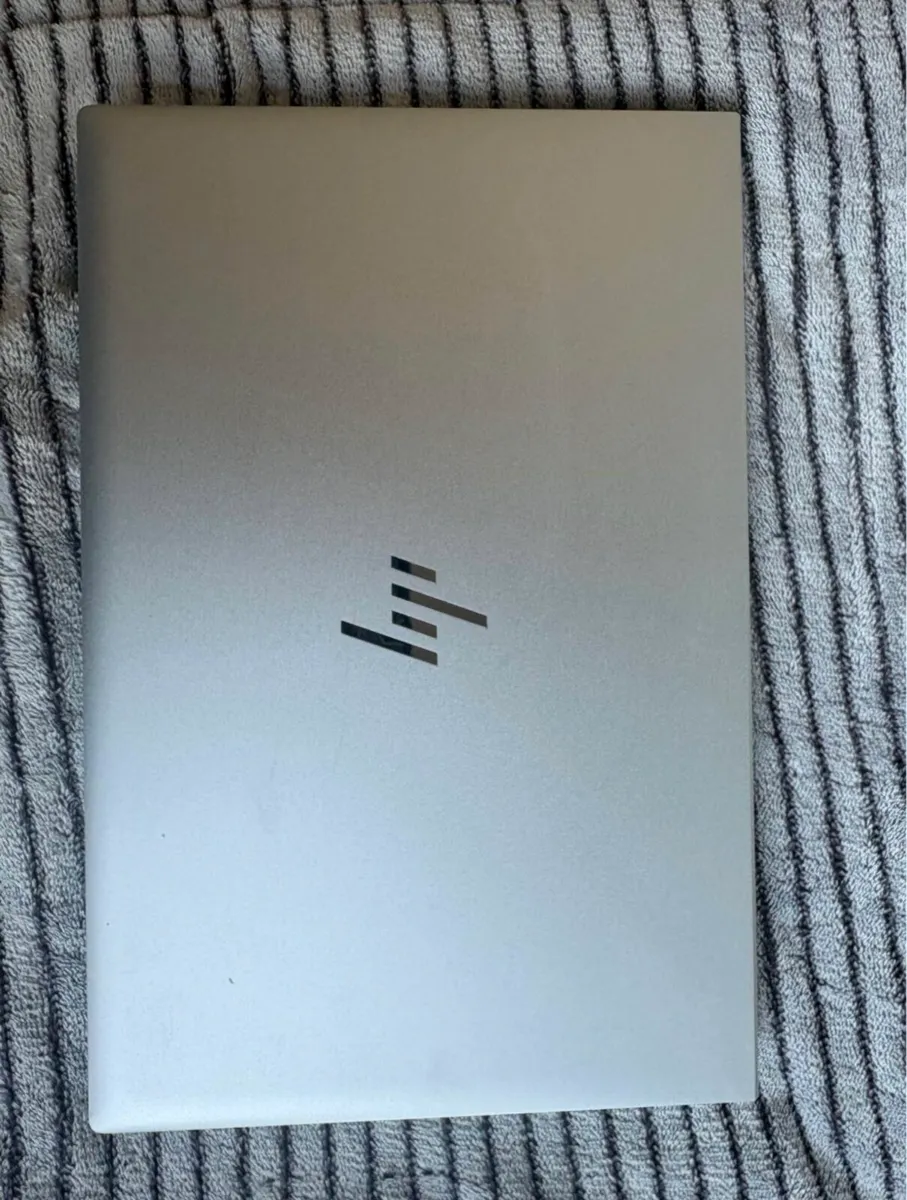 HP Elitebook 830 G8 i5 ( 11 gen ) - Image 1