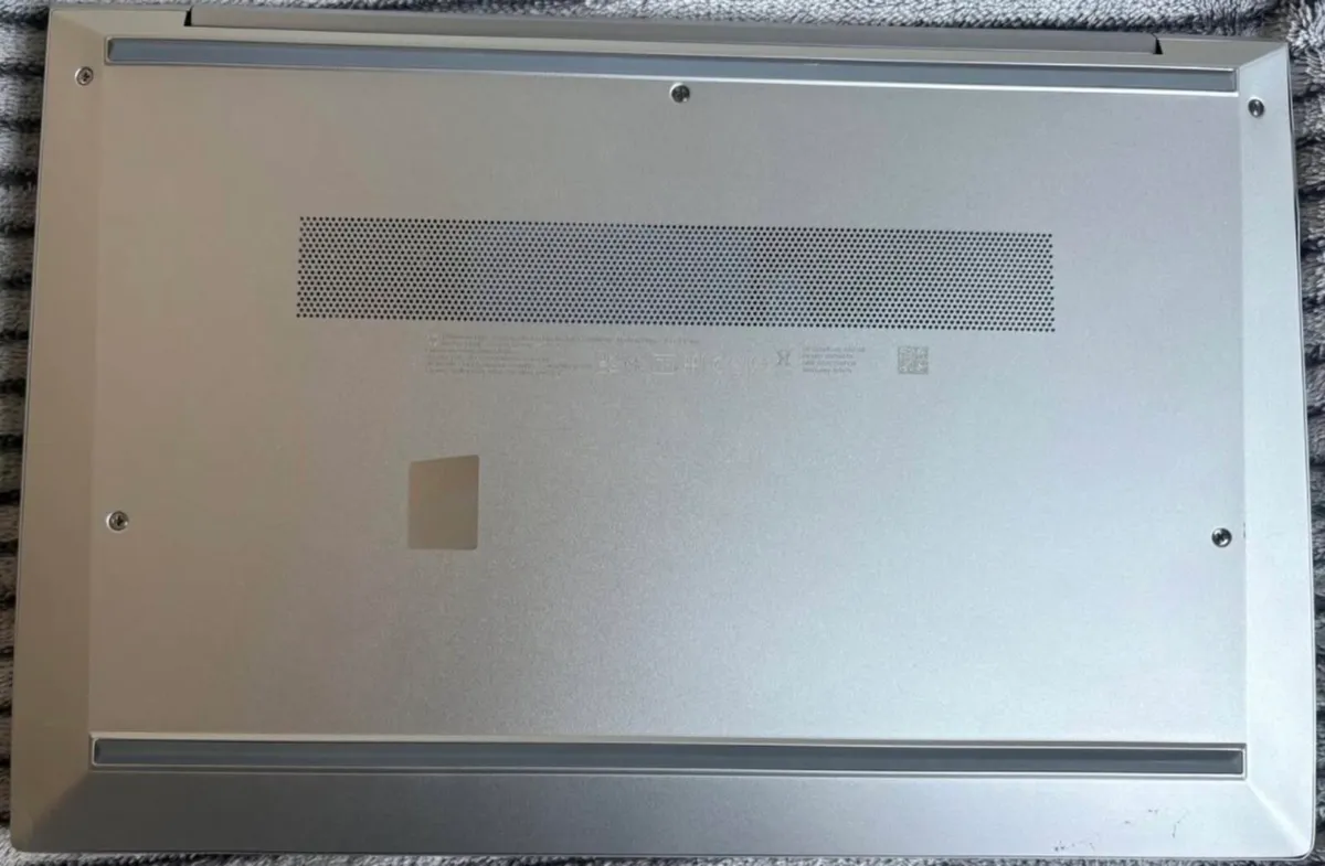 HP Elitebook 830 G8 i5 ( 11 gen ) - Image 4