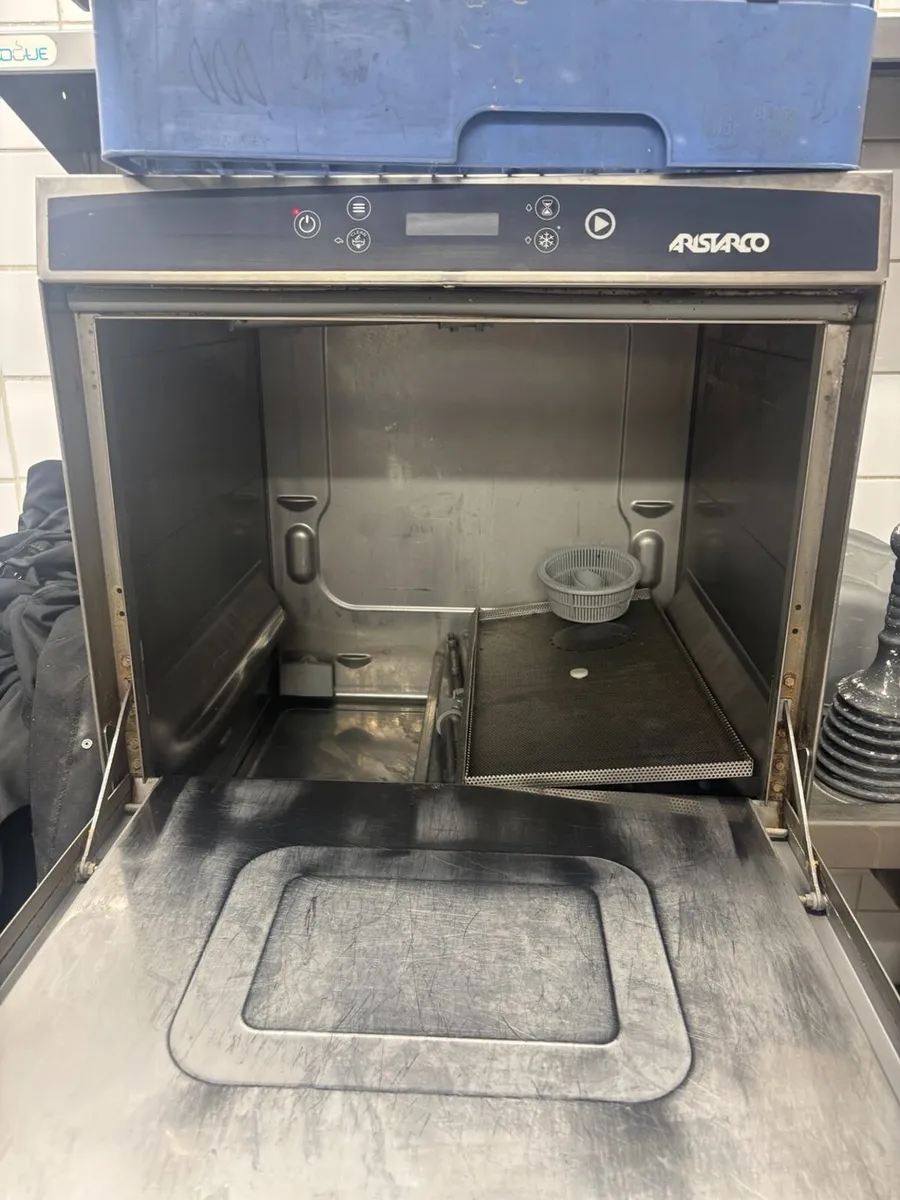 Aristarco AF50.35E undercounter dishwasher - Image 2
