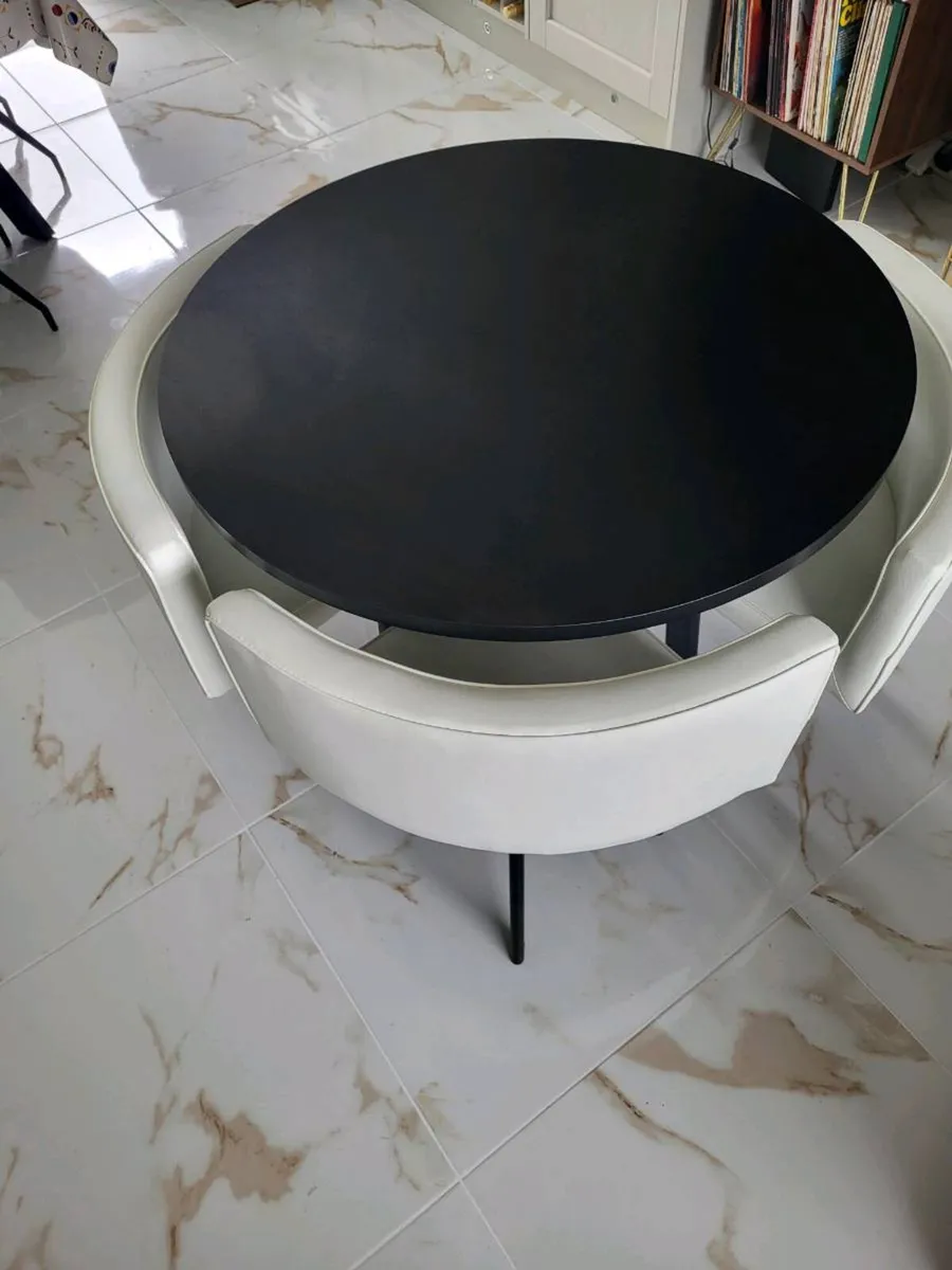 Modern Dining Table + four chairs - Image 1