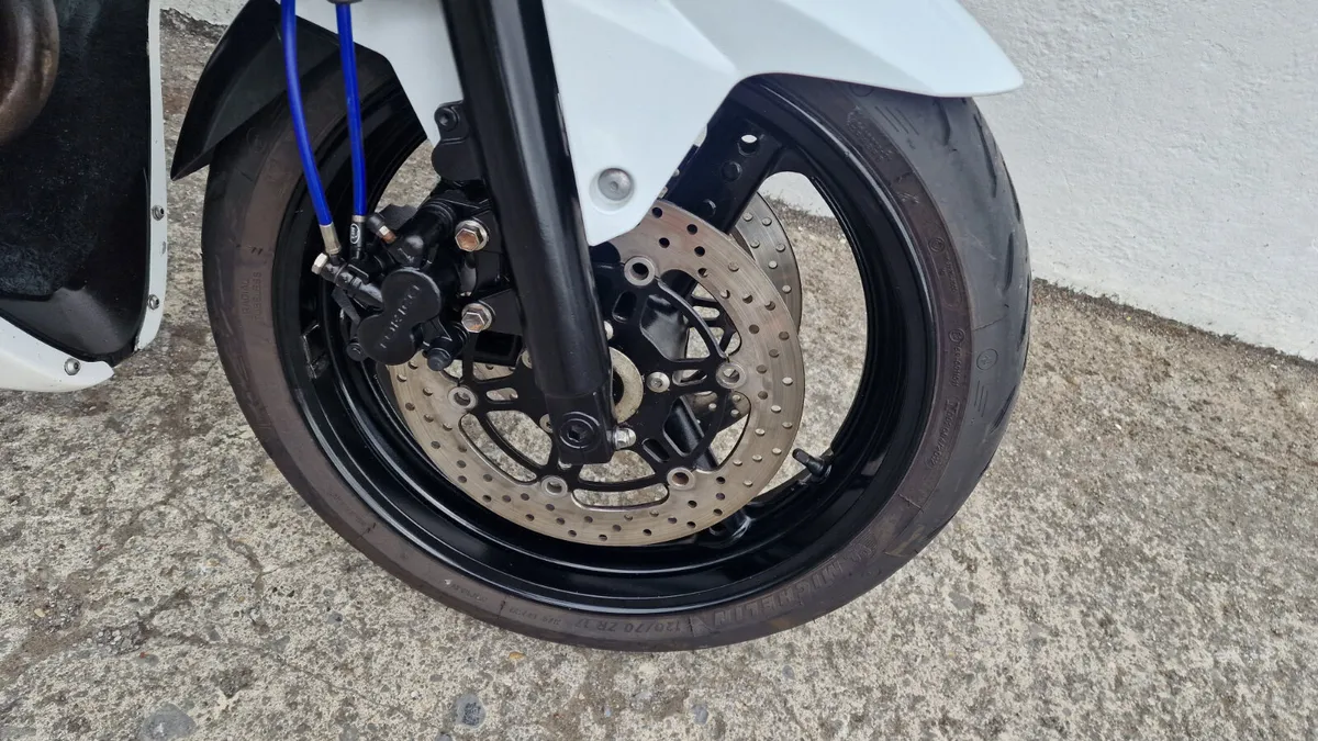 Sv 650 @ Doyles Athlone - Image 4