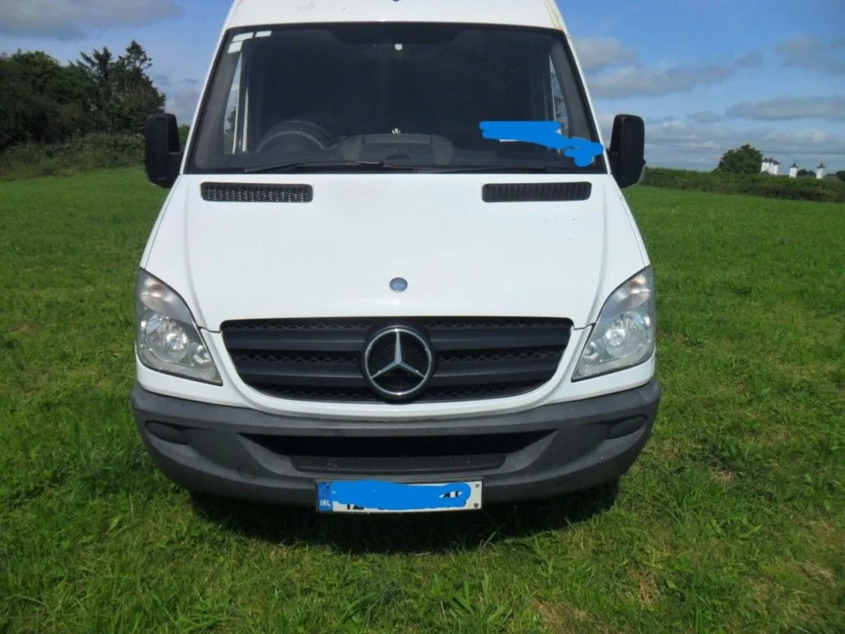 Mercedes-Benz Sprinter 2012 - Image 1