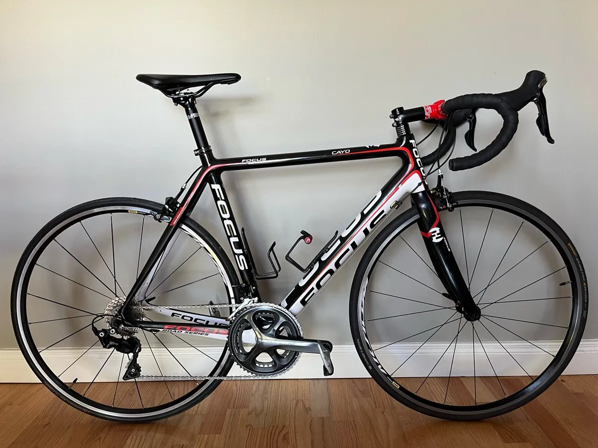 Focus Cayo Carbon Road Bike - Image 1