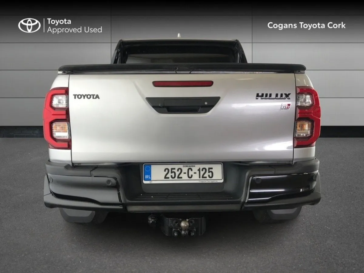Toyota Hilux HILUX 2.8 GR SPORT II - Image 4