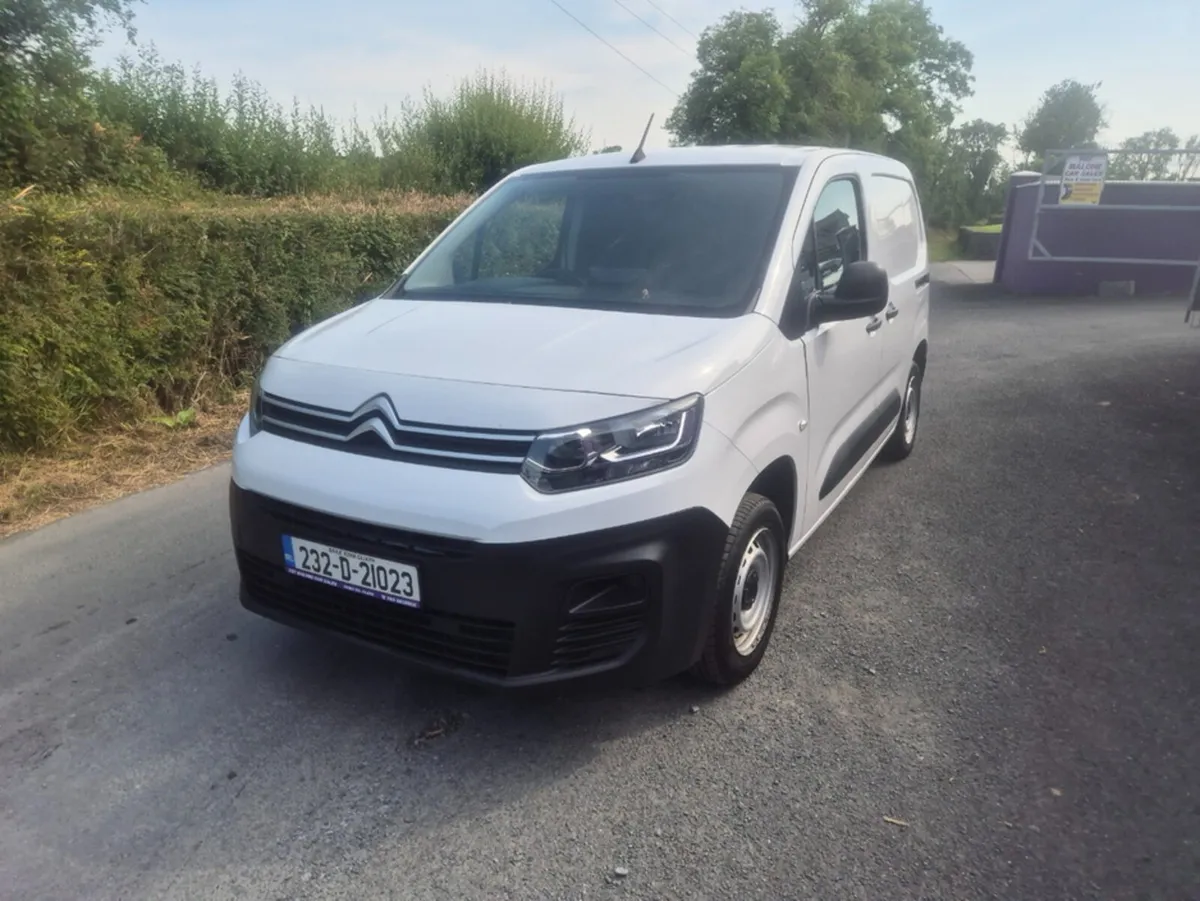 Citroen Berlingo LX BLUEHDI 100 MWB 65 - Image 1