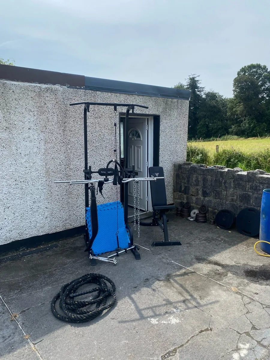 Gym equipment - Image 1