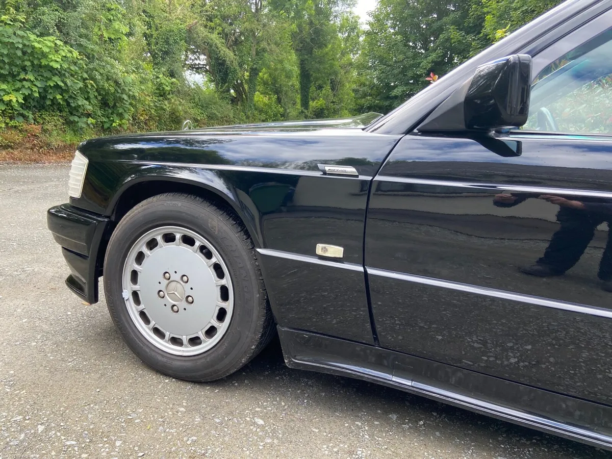 Mercedes 190E - Image 3