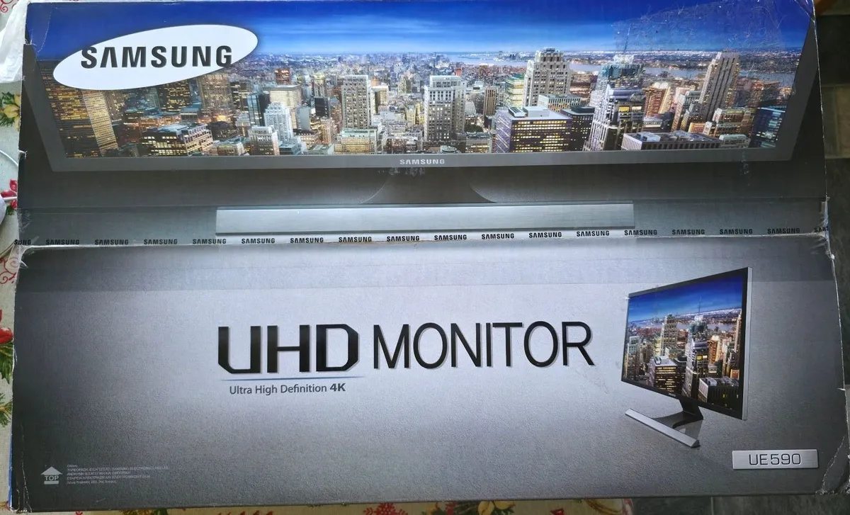 Samsung 28" 4K Monitor - Image 2