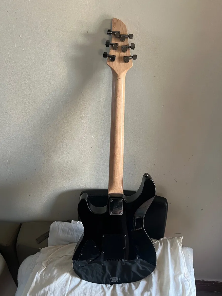 Yamaha Electric Guitar – Black – Excellent Conditi - Image 3