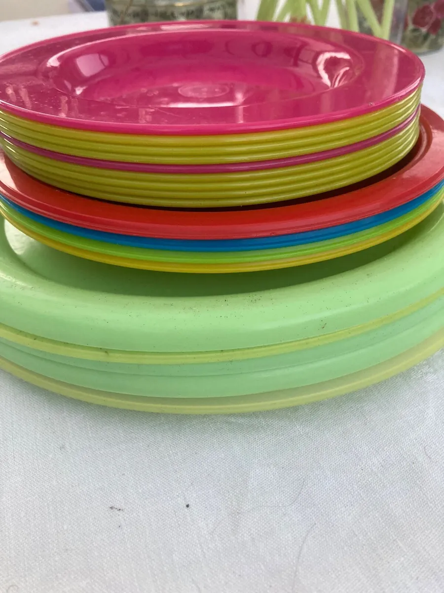Plates - Image 3