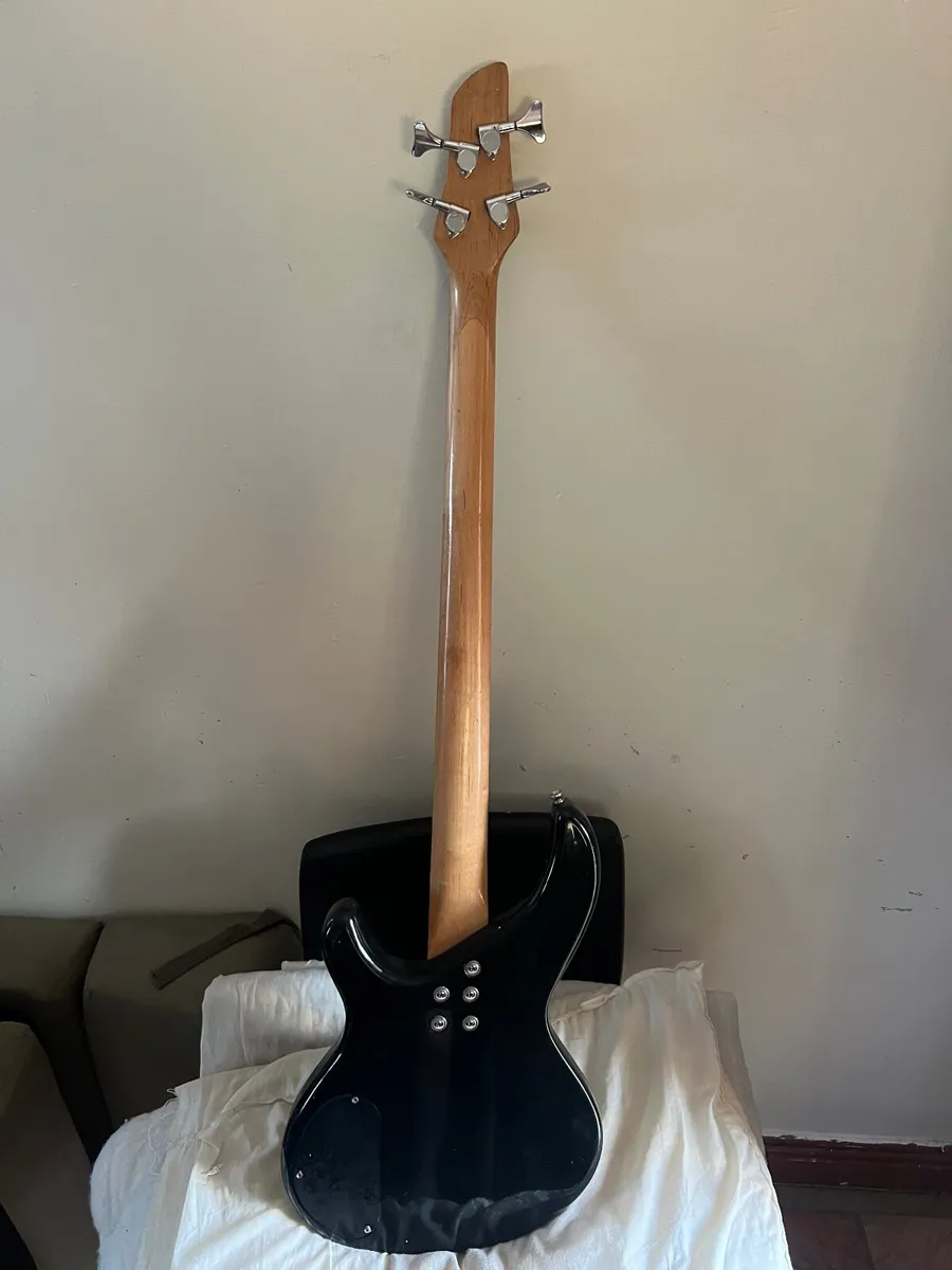 Aria 4-String Electric Bass Guitar – Black – - Image 3