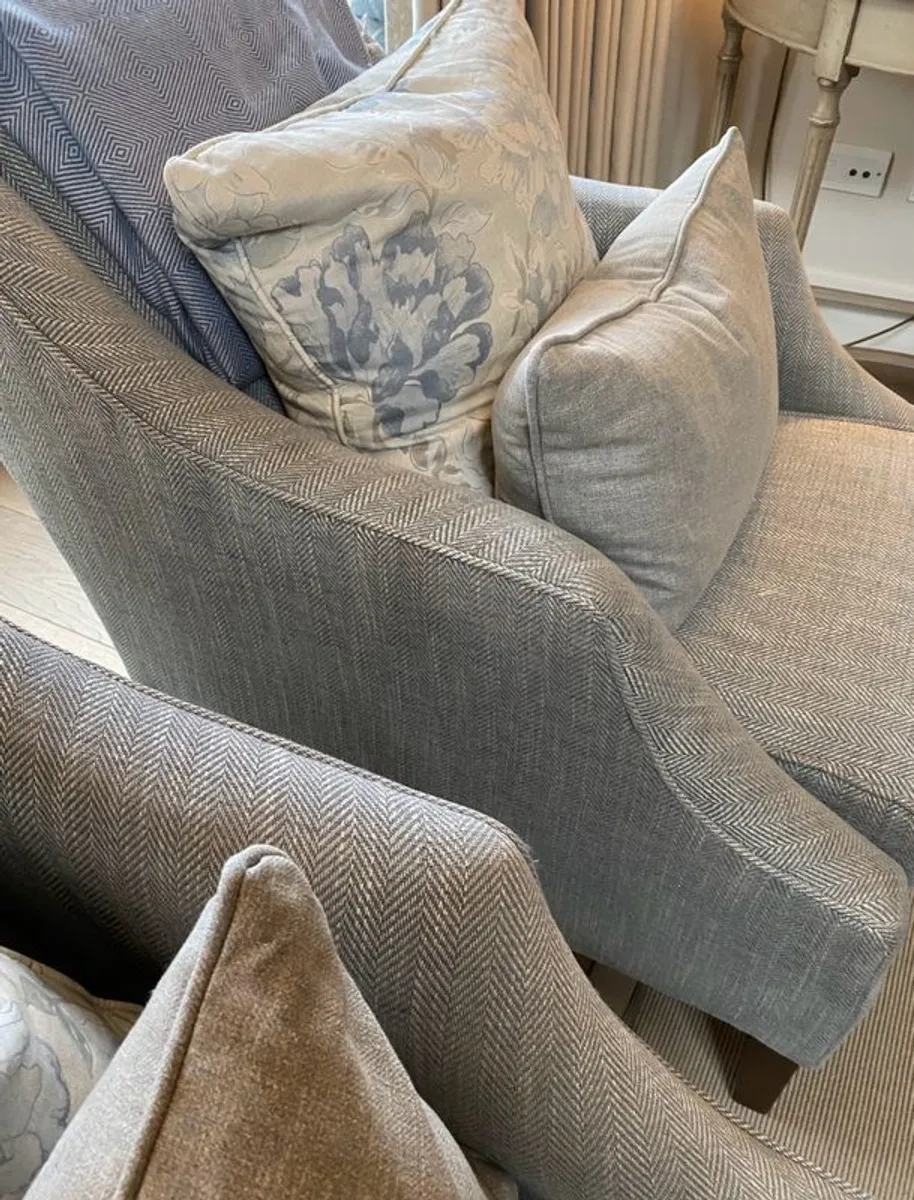 5 Metres Lucan Fabrics Avondale Upholstery Fabric - Image 1