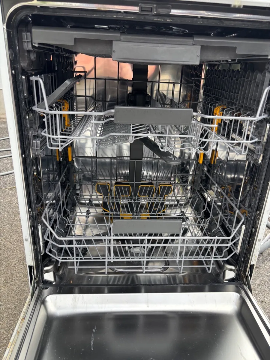 whirlpool dishwasher - Image 2