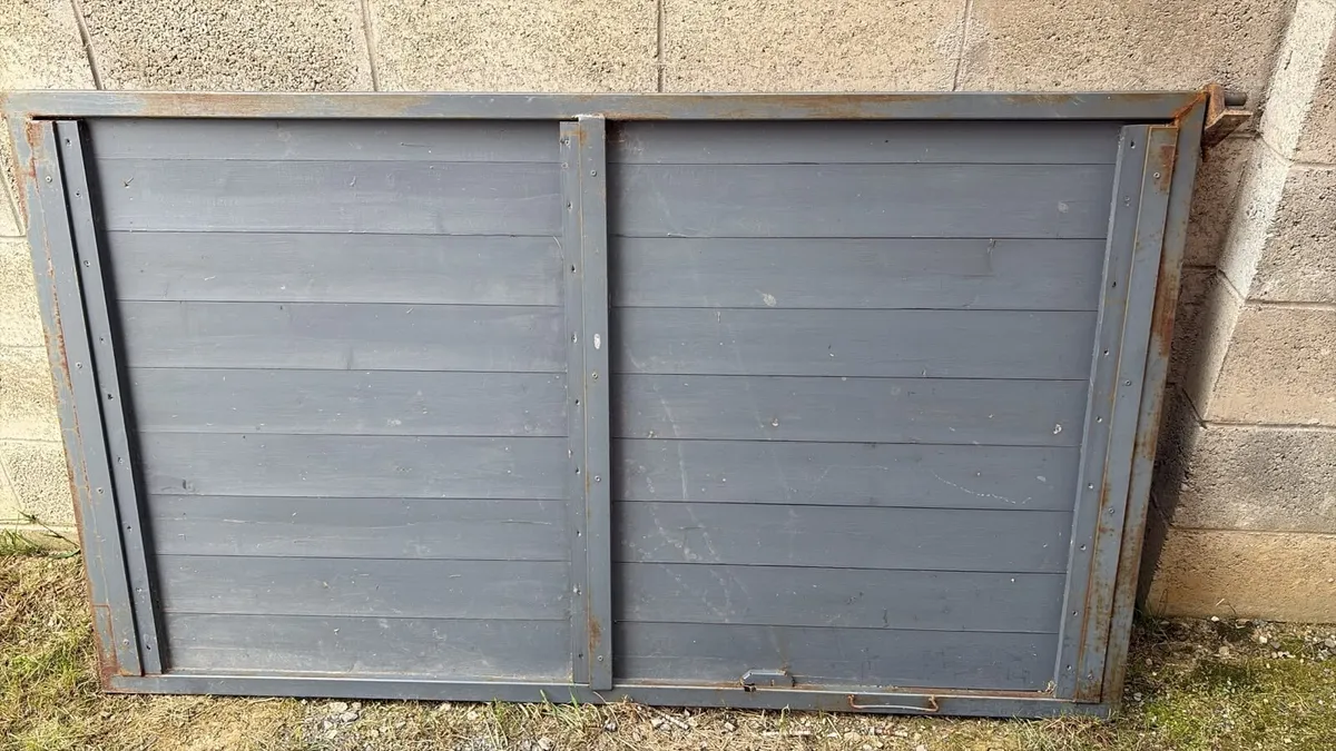 Metal gate - Image 3
