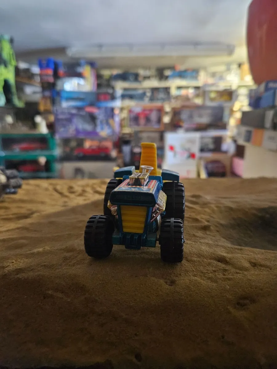 Matchbox Superkings Tractor and Trailer - Image 4