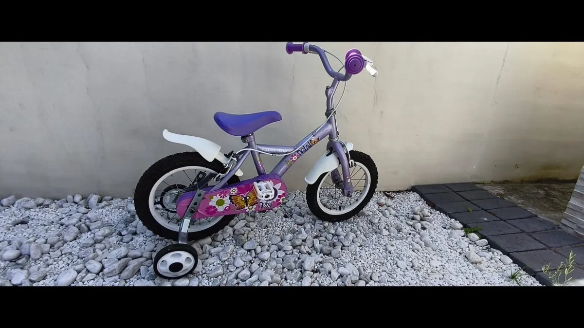 Kids bike - Image 4