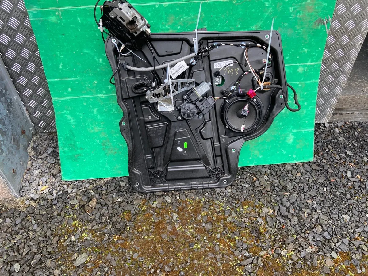 Motor vehicle parts - Transporter T5 T6 - Image 4