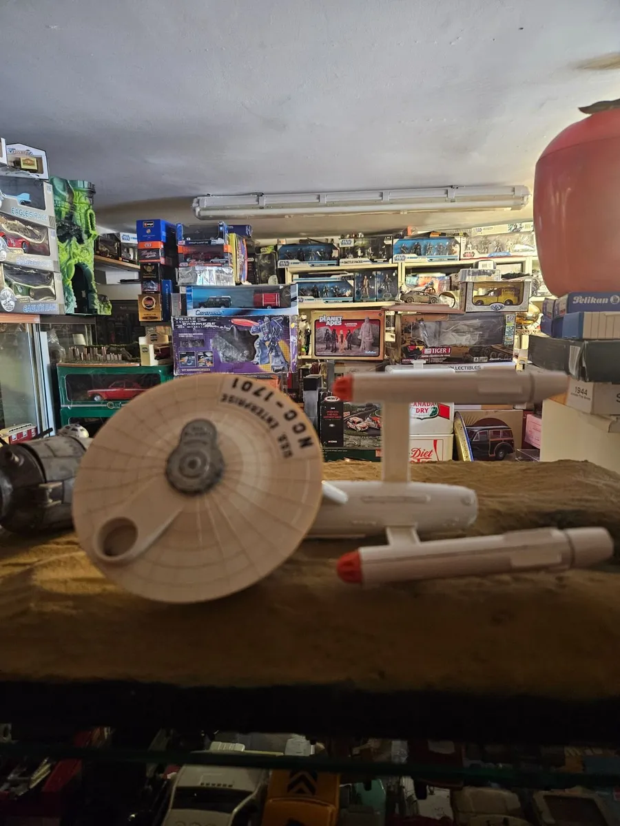 Dinky 1970's Star Trek Enterprise - Image 2
