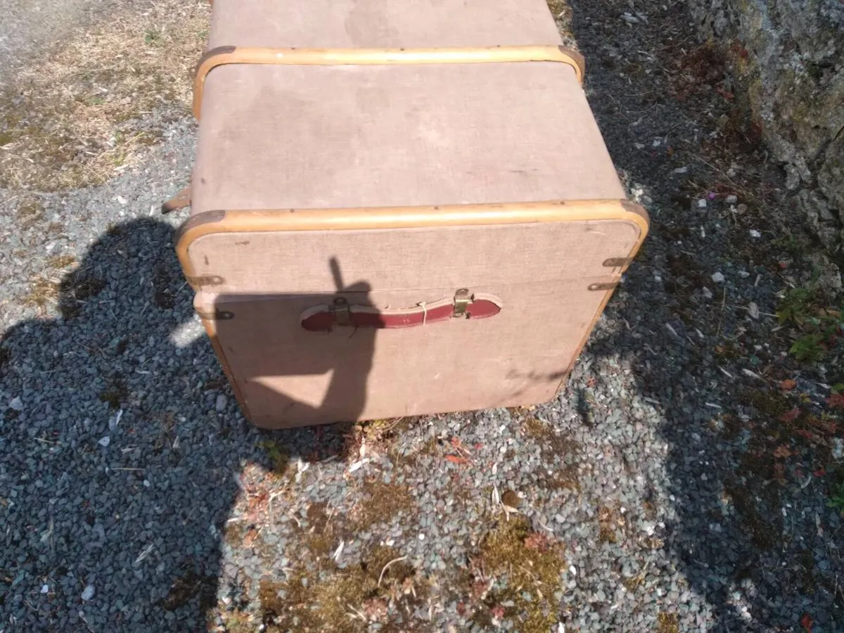 For Sale Large Storage Chest.Price €25 - Image 4