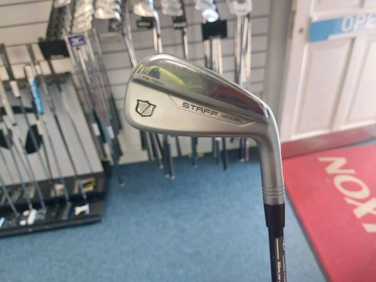 Wilson staff model 3 iron - Image 1