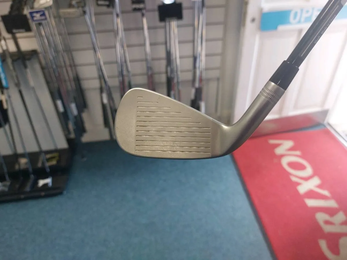 Wilson staff model 3 iron - Image 3