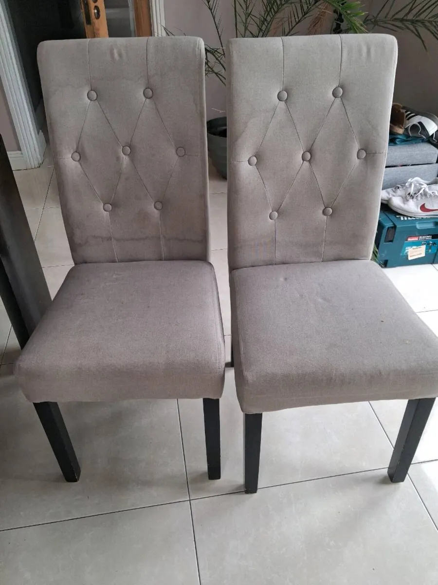 8 Dining chairs - Image 1
