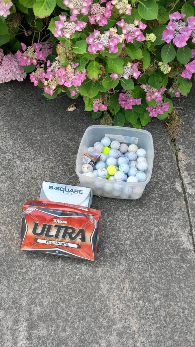 Golf Balls, 125 - Image 1