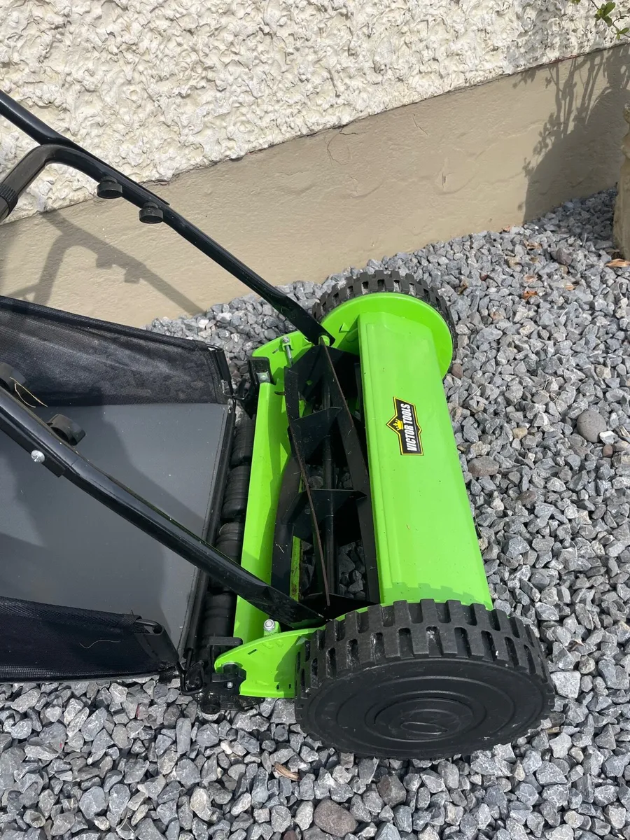 Cylinder non electric push lawn mower - Image 3