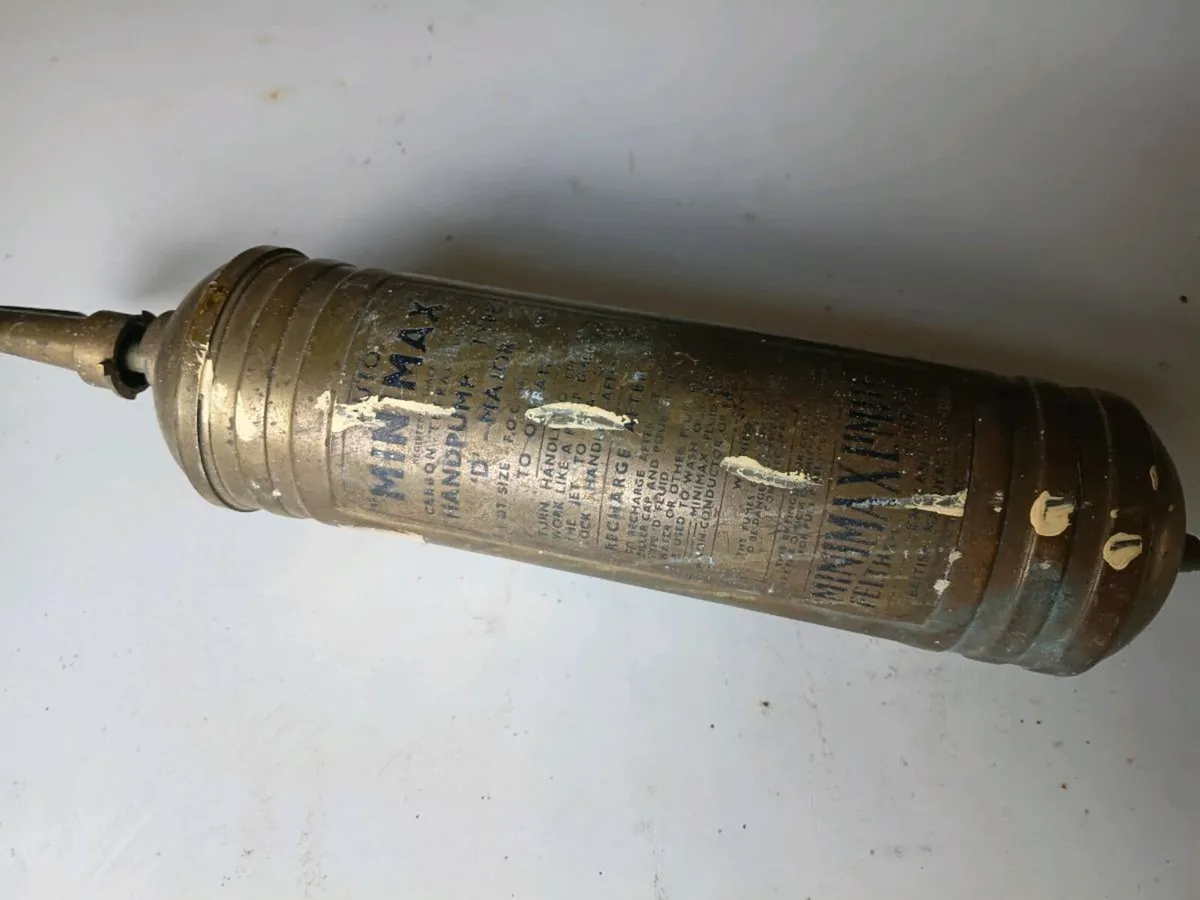 Antique Brass Minimax Ltd. Hand Pump.
1959. - Image 2