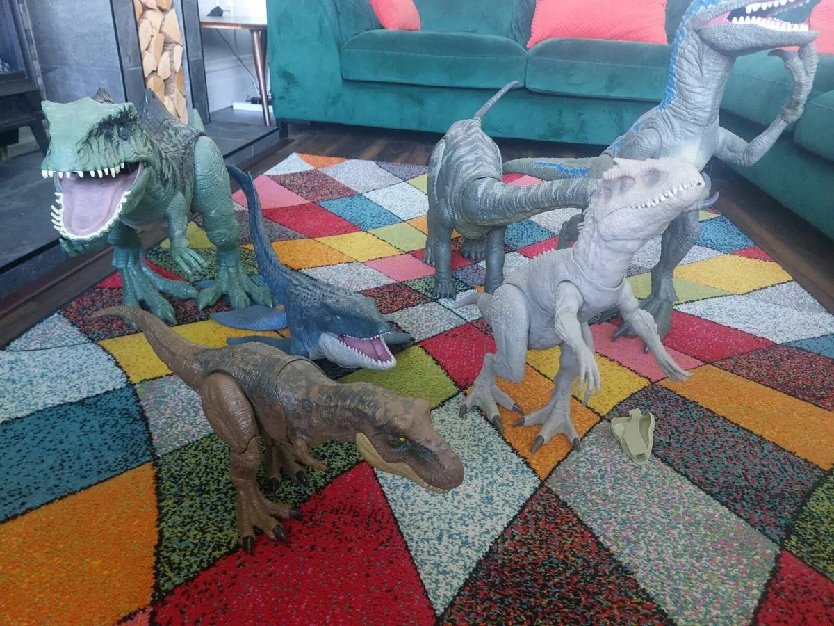 Dinosaurs - Image 2