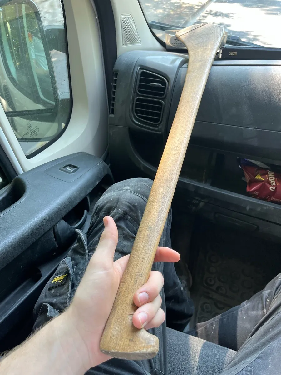 Old hurl - Image 3