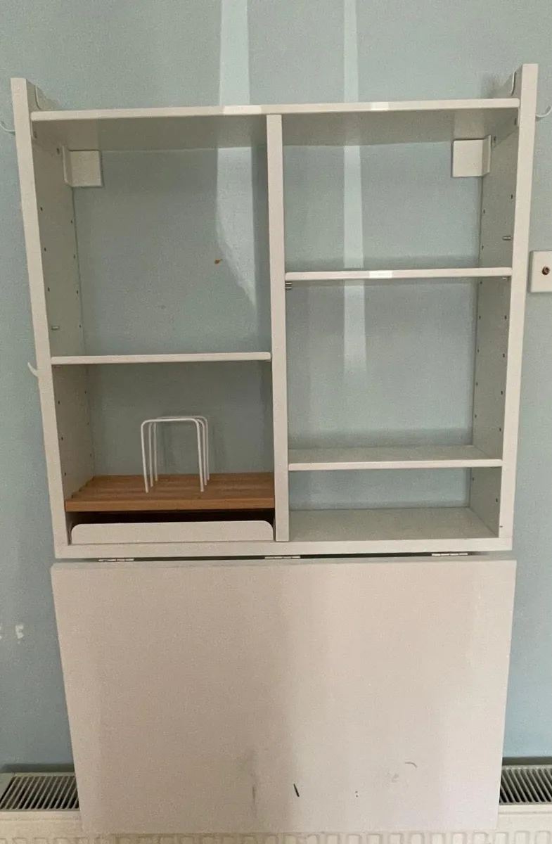 Wall mounted desk - Image 2