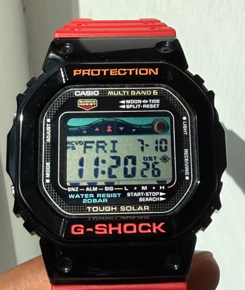 Casio G LIDE GWX 5600 1JF Tough Solar Watch - Image 2