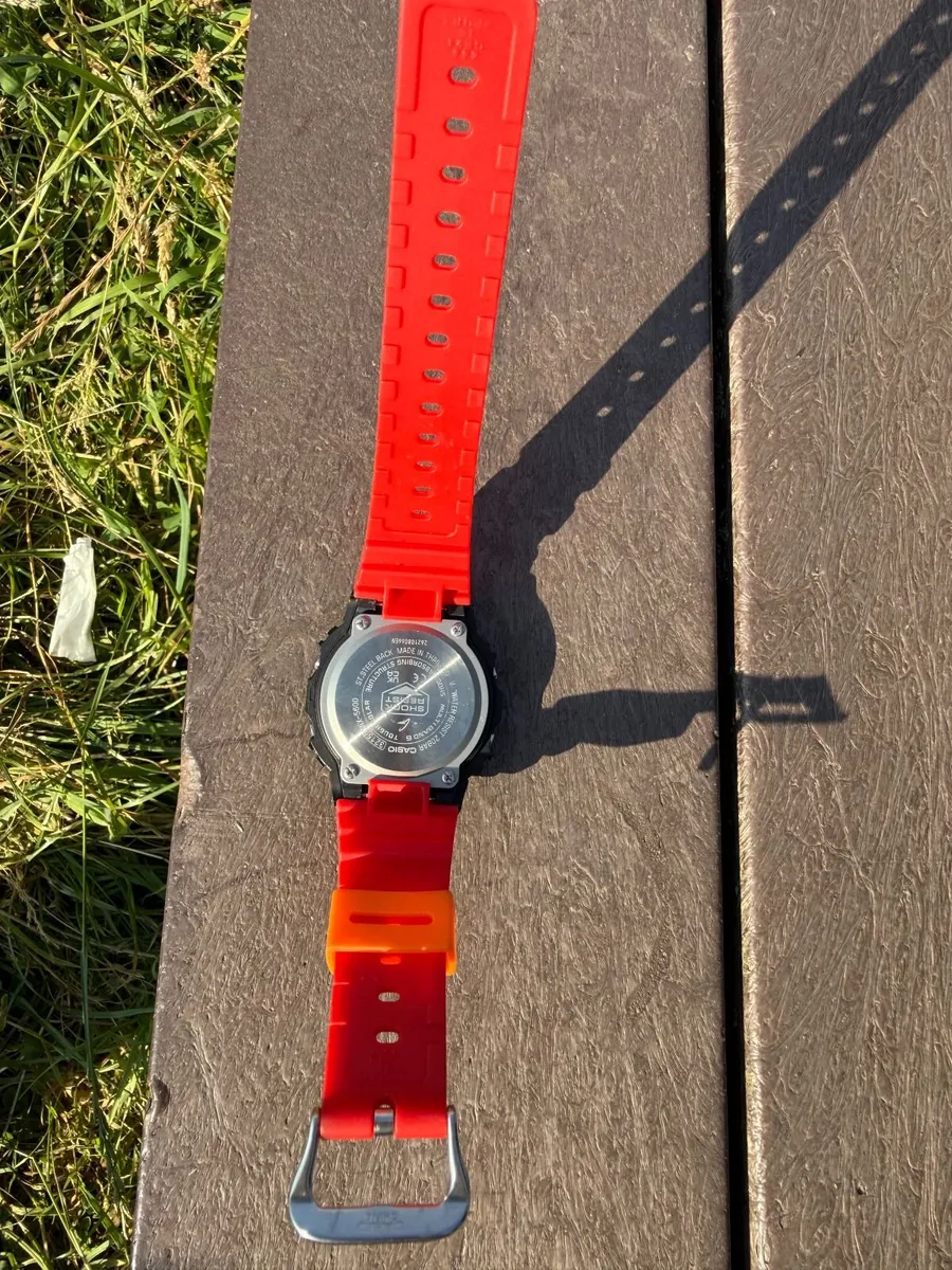 Casio G LIDE GWX 5600 1JF Tough Solar Watch - Image 4