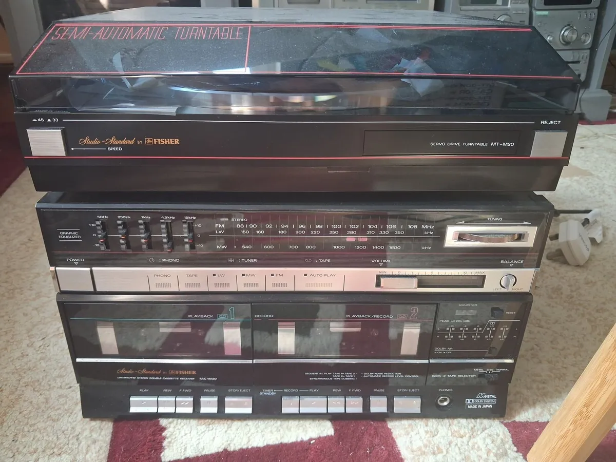 Fisher sanyo  turntable hifi - Image 1