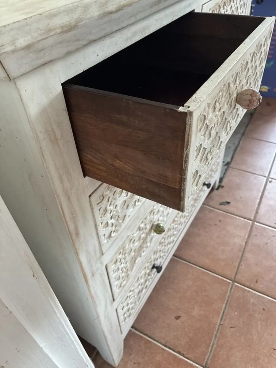 chest - Image 3