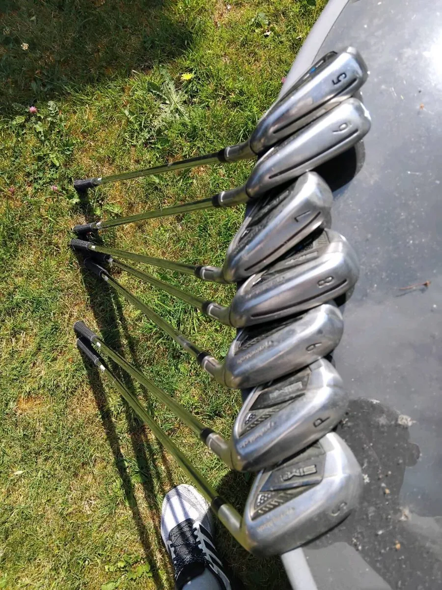 Taylormade sim2 max irons 5 to s/w - Image 1