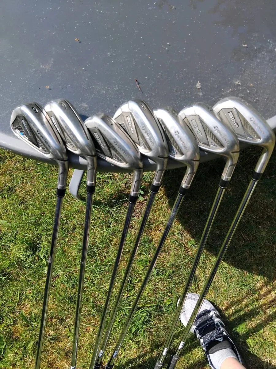 Taylormade sim2 max irons 5 to s/w - Image 2