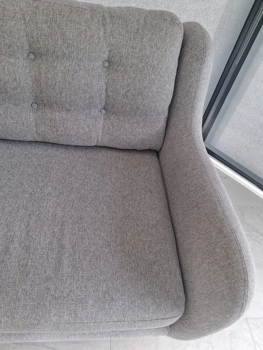 4 Seater Sofa - Image 4