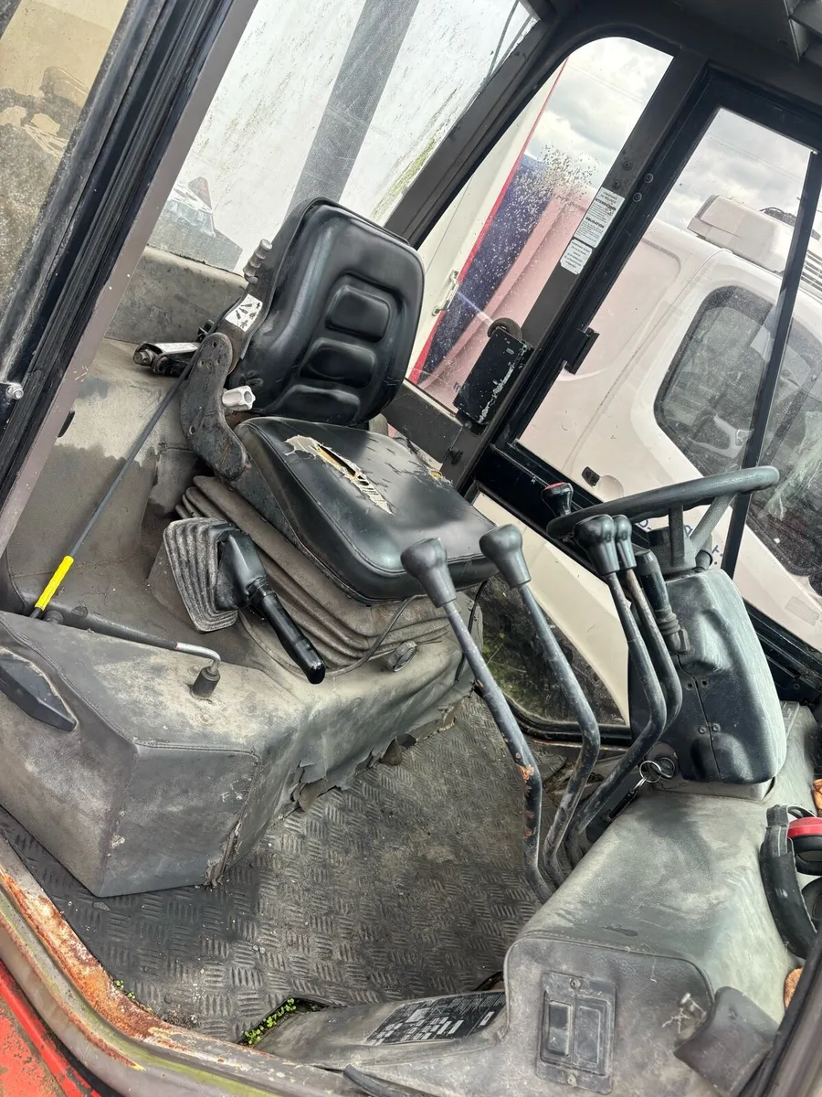 1993 manitou 5 ton forklift for sale read add - Image 4