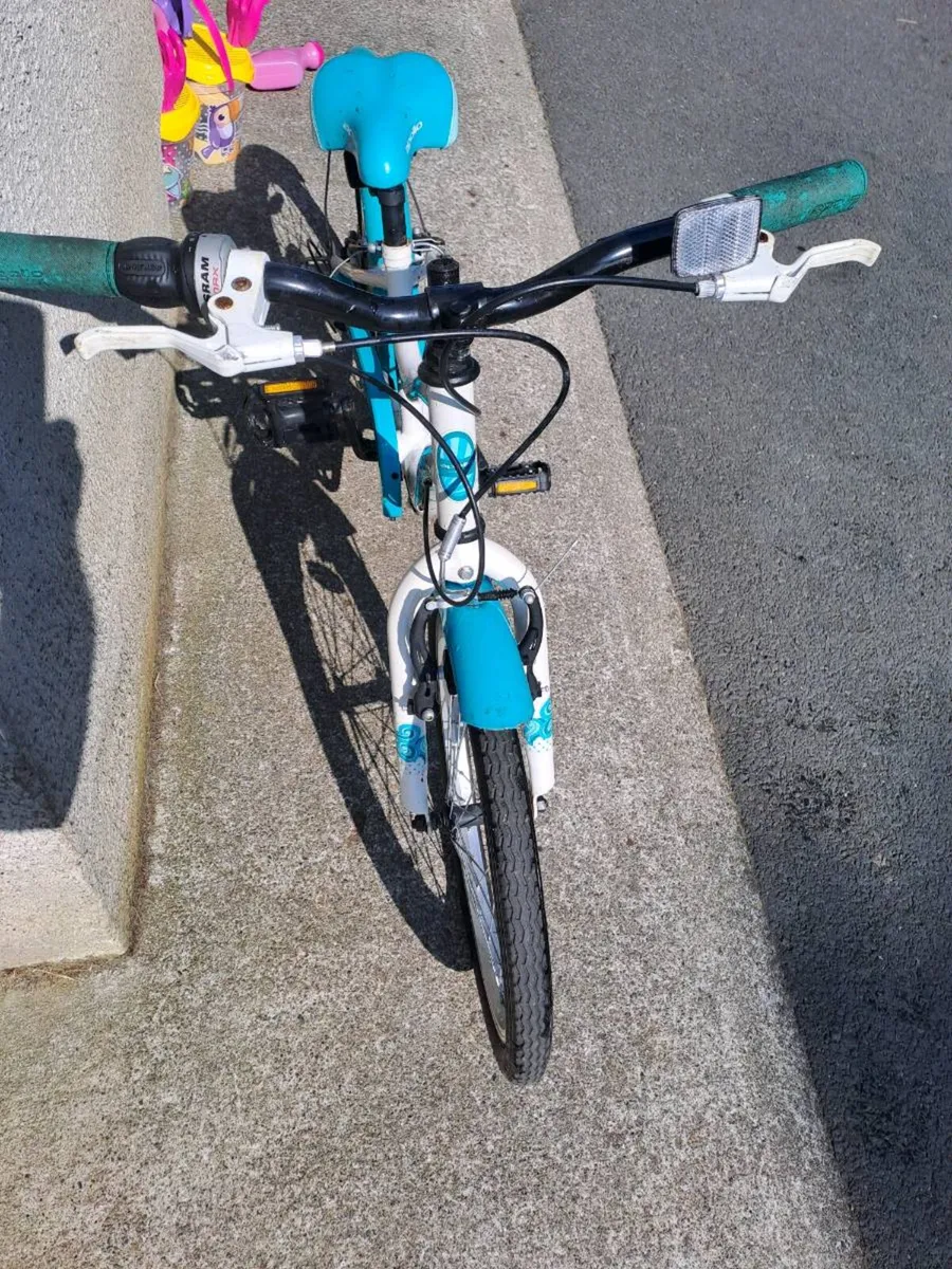 Apollo girls bike - Image 3