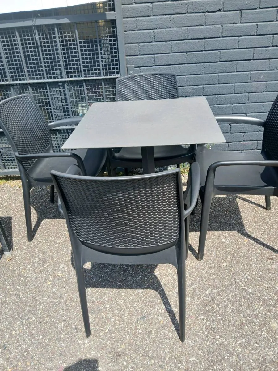 Outdoor tables & chairs  High tables & stools - Image 4