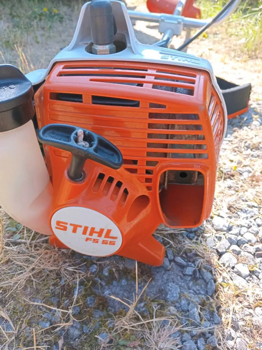 Nearly new Stihl strimmers - Image 2