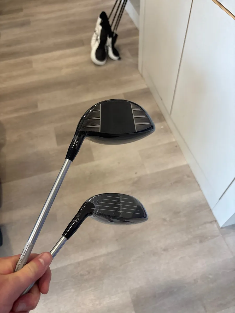 Titleist GT1 Driver + 5 Wood (NEW!!) Reg Graphite - Image 2