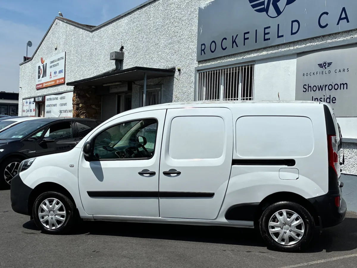 Renault Kangoo Maxi ZE33 LOW KM NEW CVRT - Image 4