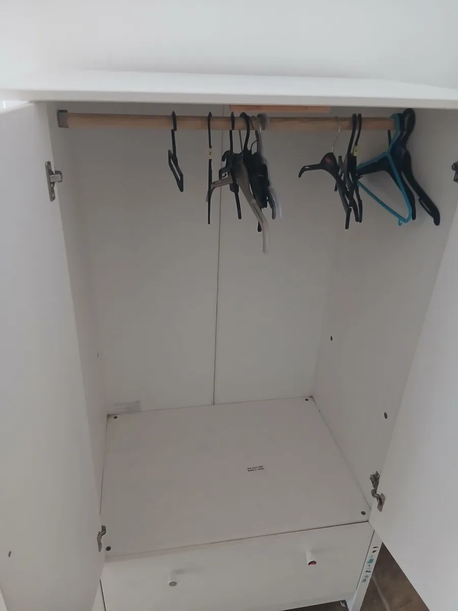 Kids wardrobe - Image 3